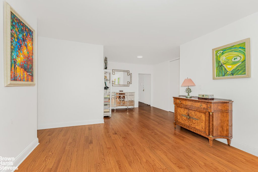 3777 Independence avenue, Unit 14M photo 4