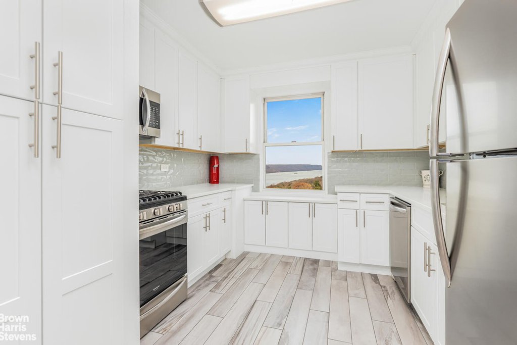 3777 Independence avenue, Unit 14M photo 9