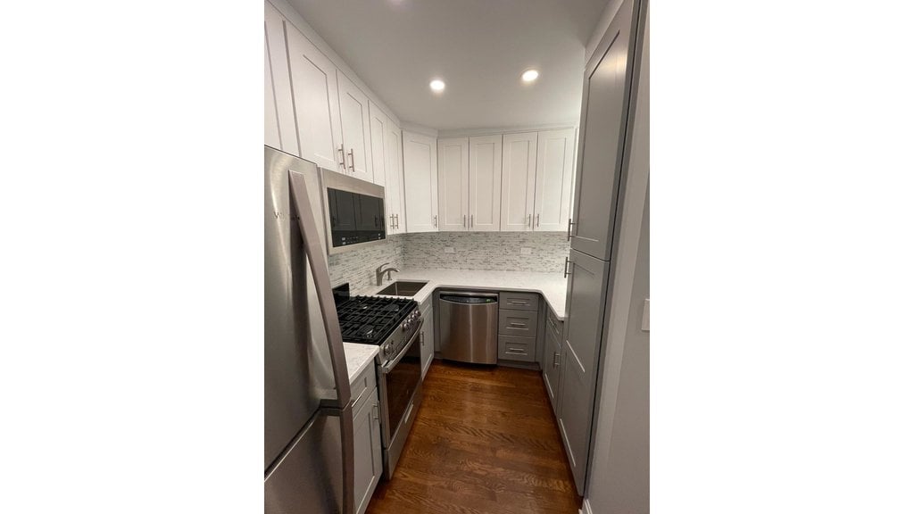 5730 Mosholu Avenue, Unit 3G photo 4