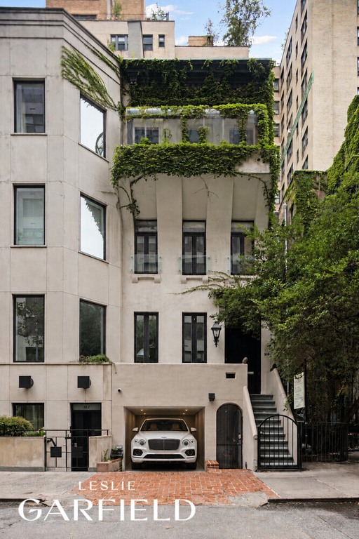 310 East 69th Street – For Sale photo 17