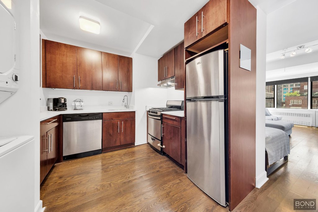 30 East 37th Street, Unit 10K photo 4