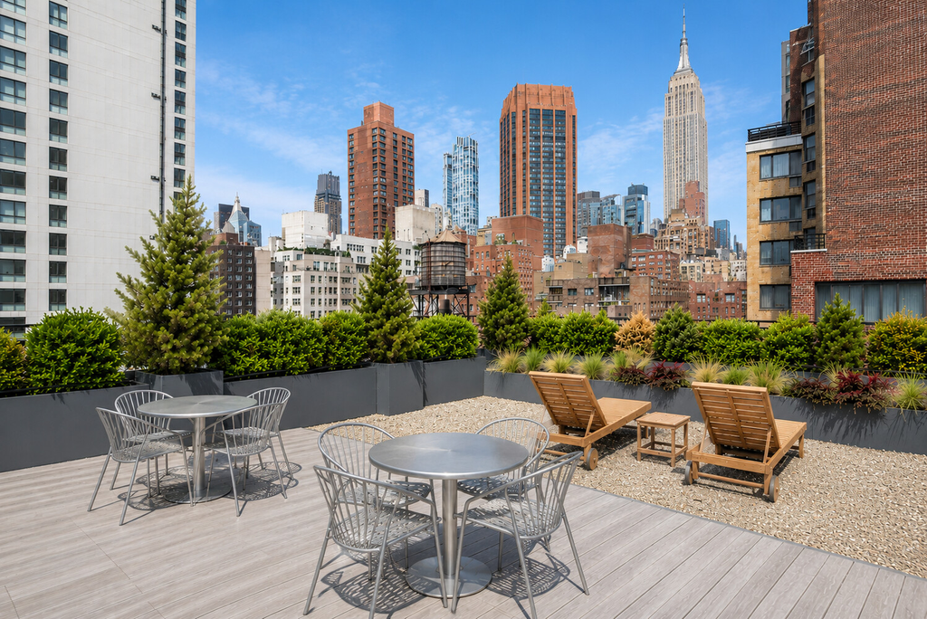 210 East 36th Street, Unit 6B photo 6