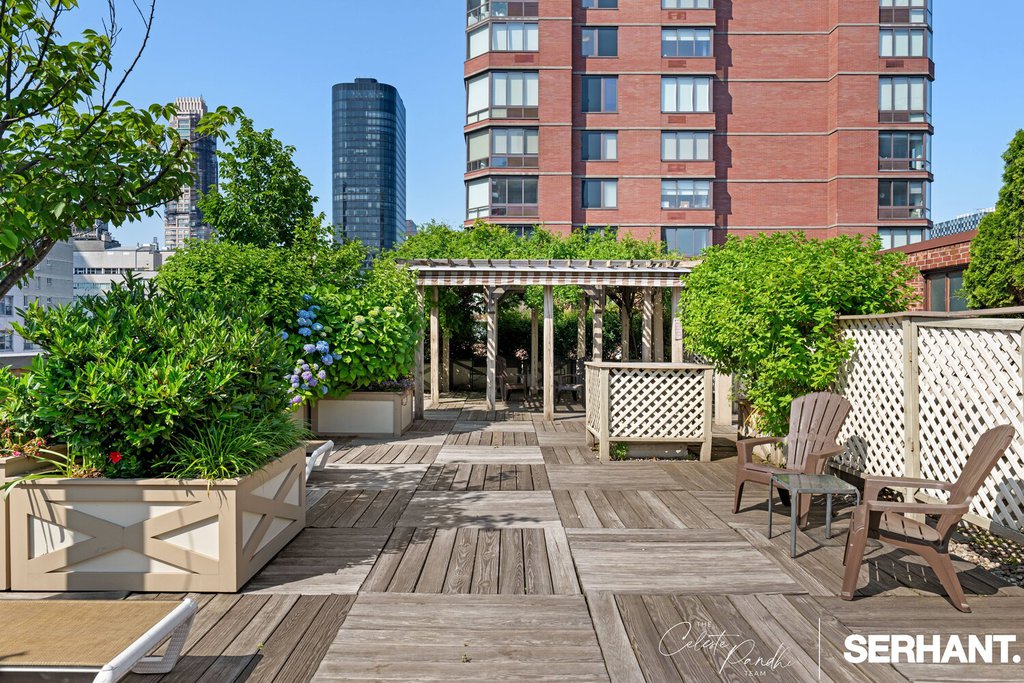 301 East 63rd Street, Unit 16L photo 11