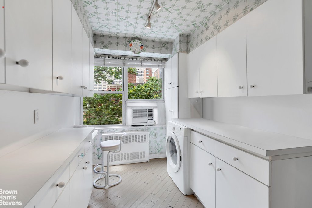 114 East 72nd Street, Unit 9C photo 5