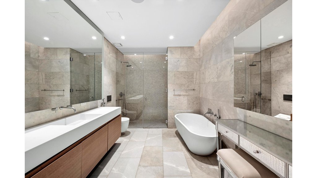 49 Chambers Street, Unit PHB photo 9