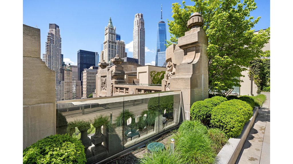 49 Chambers Street, Unit PHB photo 22