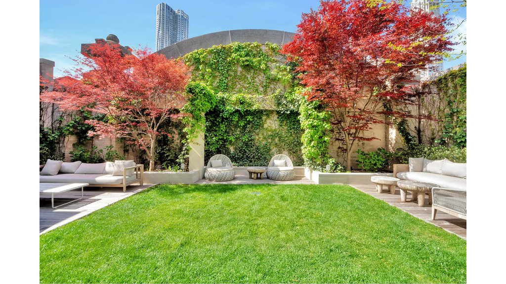 49 Chambers Street, Unit PHB photo 23