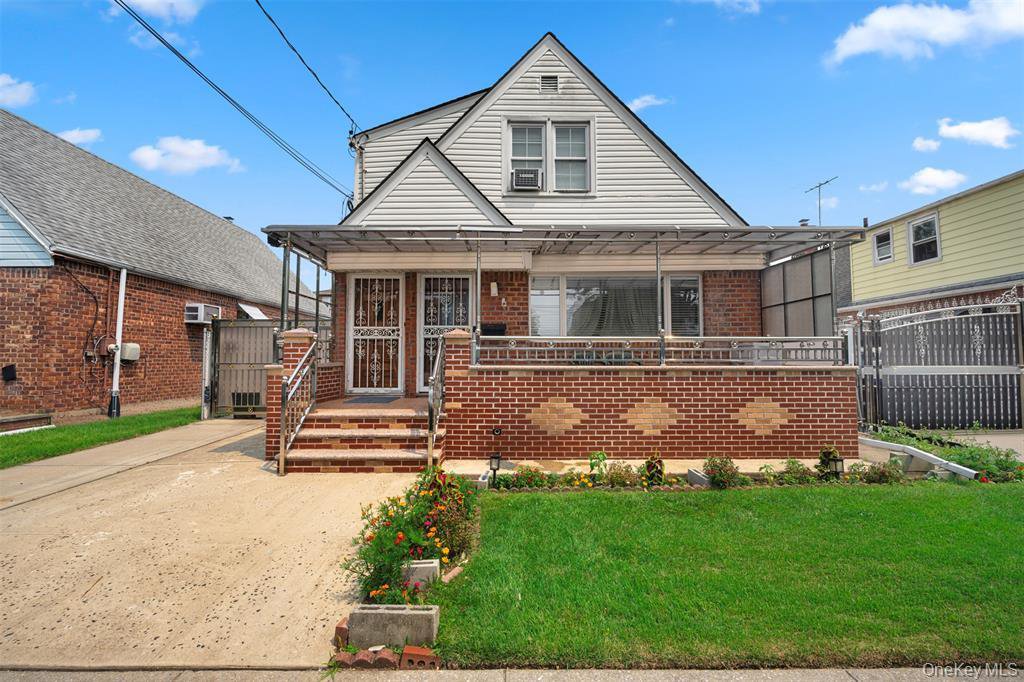 88-11 Sabre Street