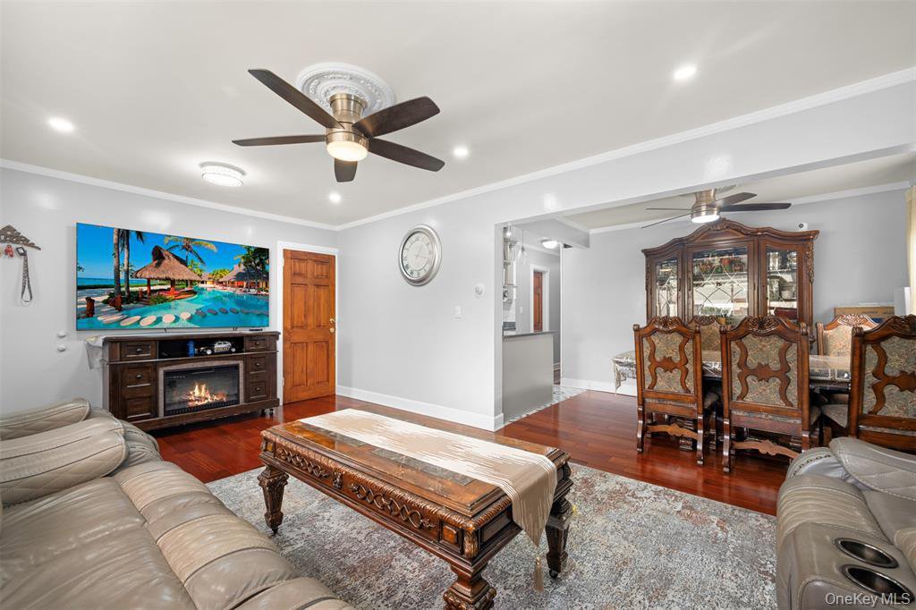 88-11 Sabre Street – For Sale photo 5