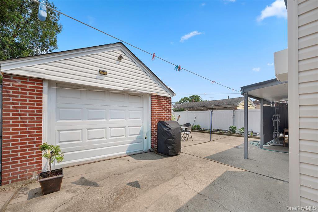 88-11 Sabre Street – For Sale photo 18