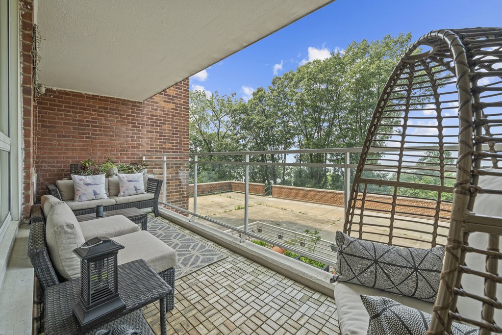 2575 Palisade Avenue, Unit 2C photo 12
