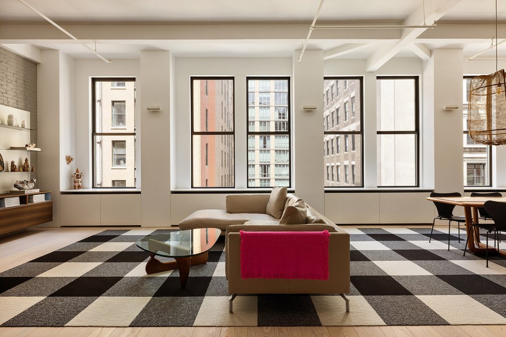6 West 20th Street, Unit 6 photo 2