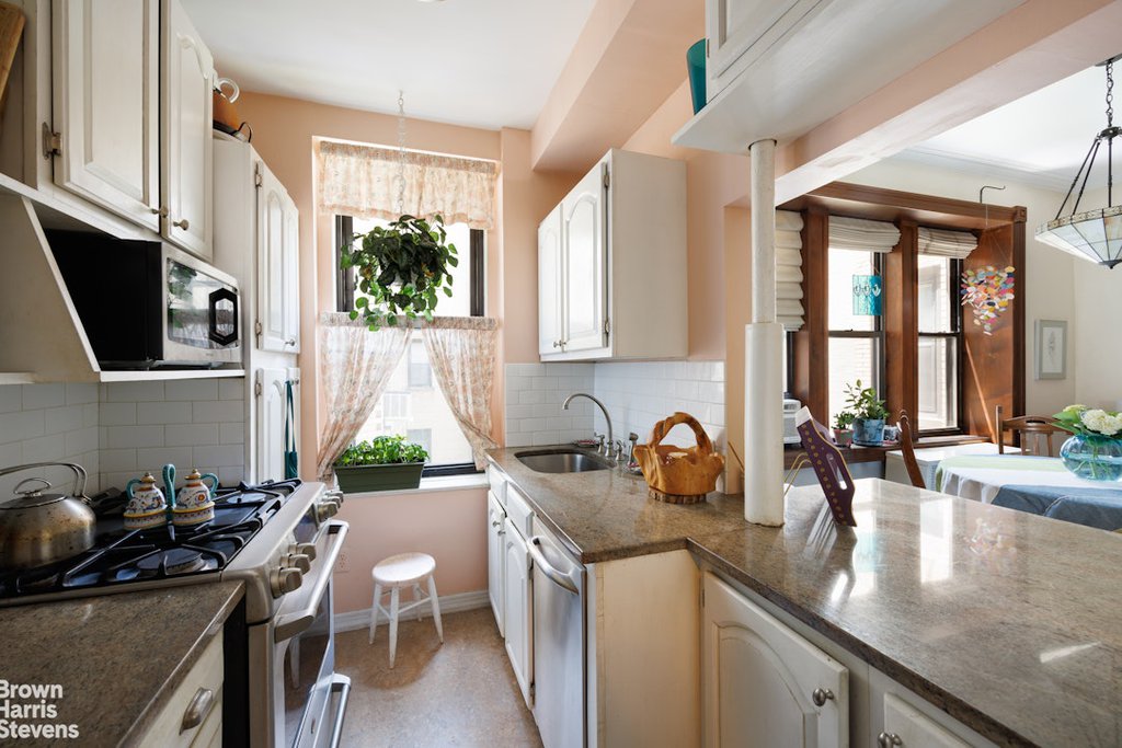 114 Clinton Street, Unit 2A photo 4