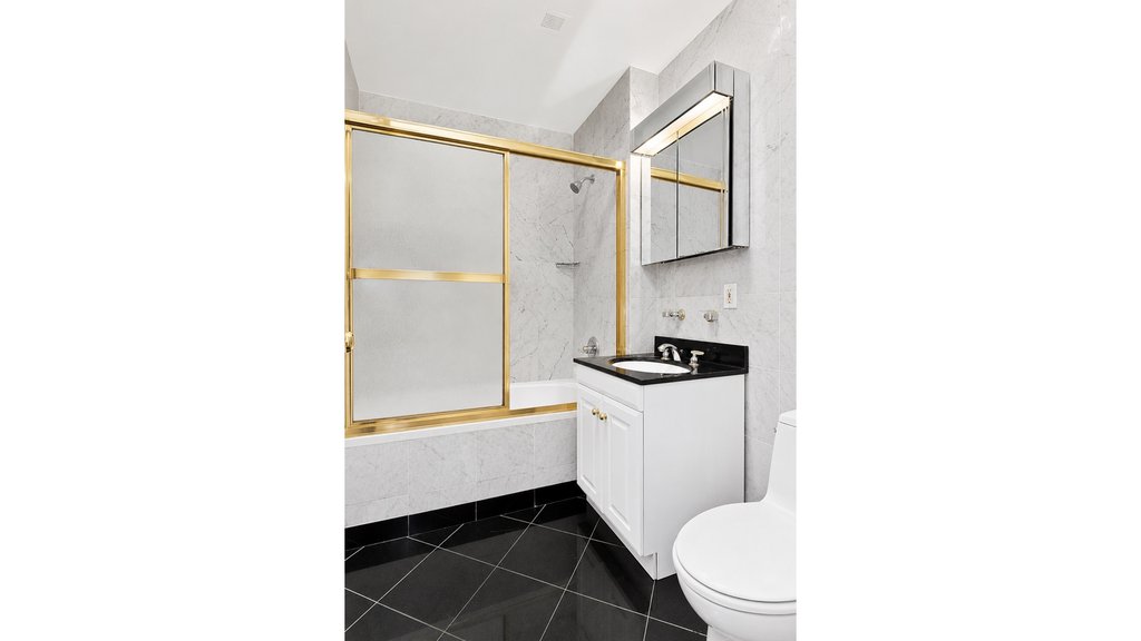 59 West 94th Street, Unit 2R photo 3