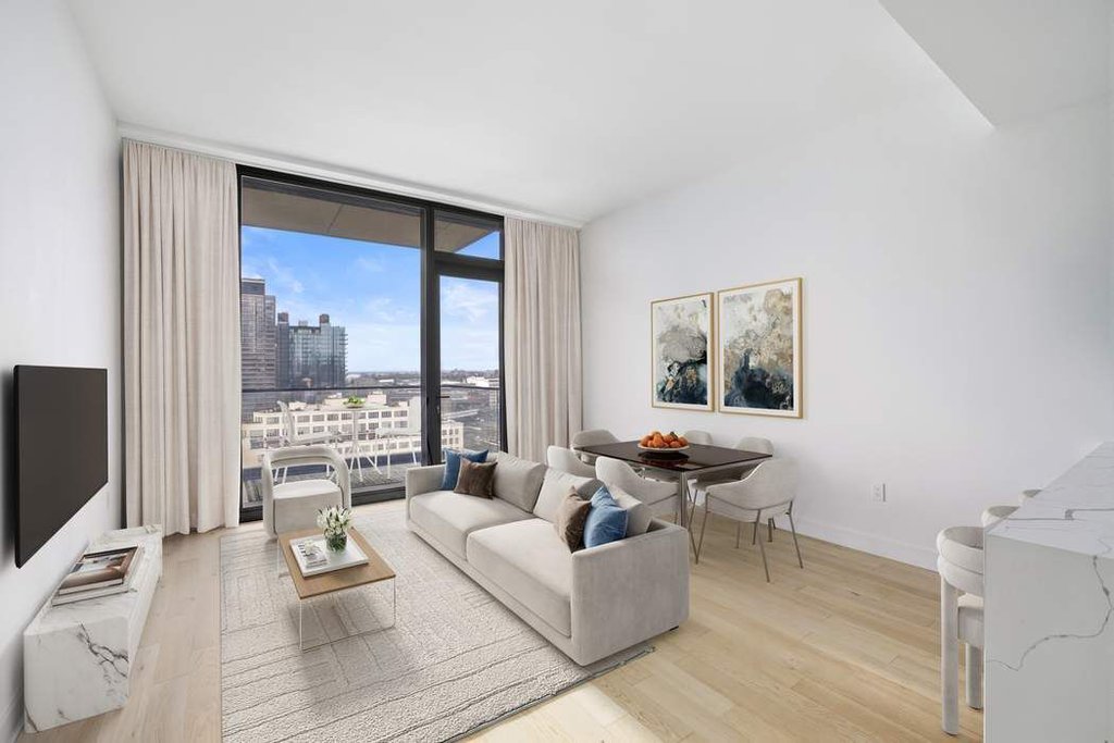 45-30 Pearson Street, Unit 17C