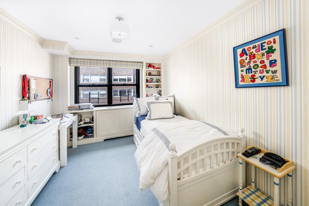 233 East 69th Street, Unit 14K photo 10