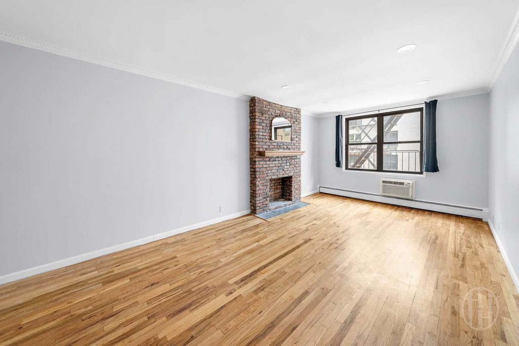 229 East 29th Street, Unit 3E photo 2