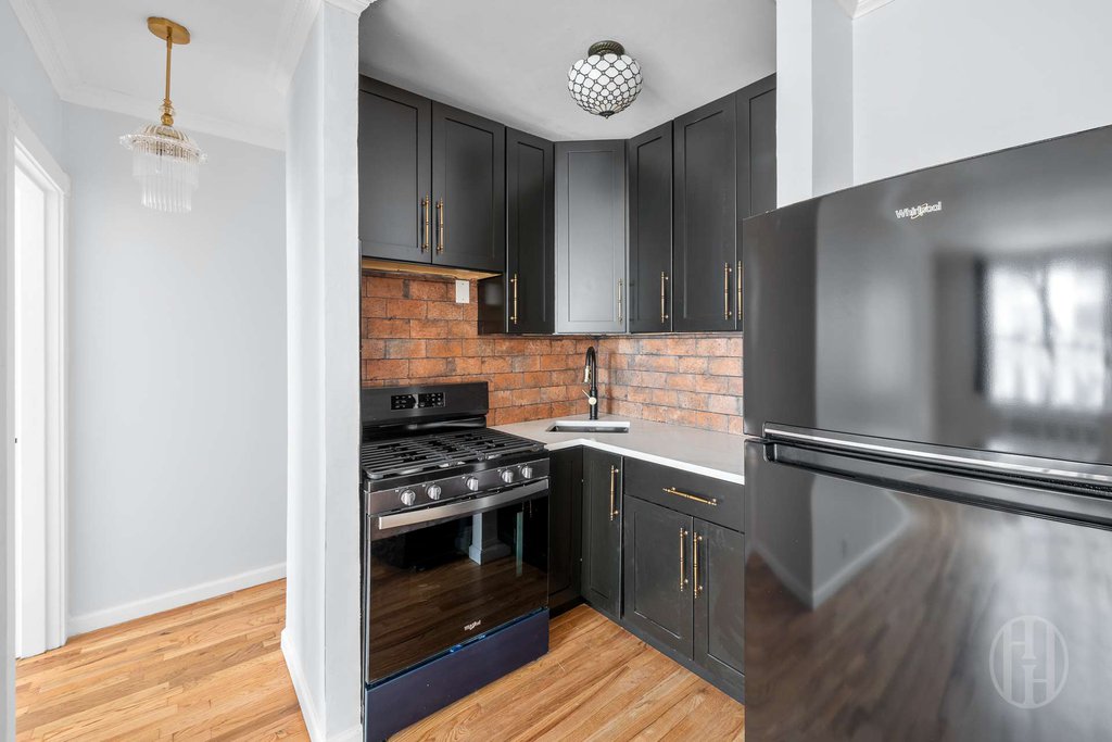 229 East 29th Street, Unit 3E photo 5