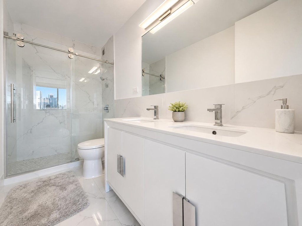 1735 York Avenue, Unit PH38C photo 6