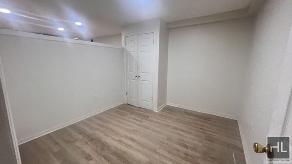 1195 Saint Marks Avenue, Unit 1 photo 8