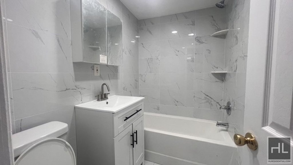 1195 Saint Marks Avenue, Unit 1 photo 9