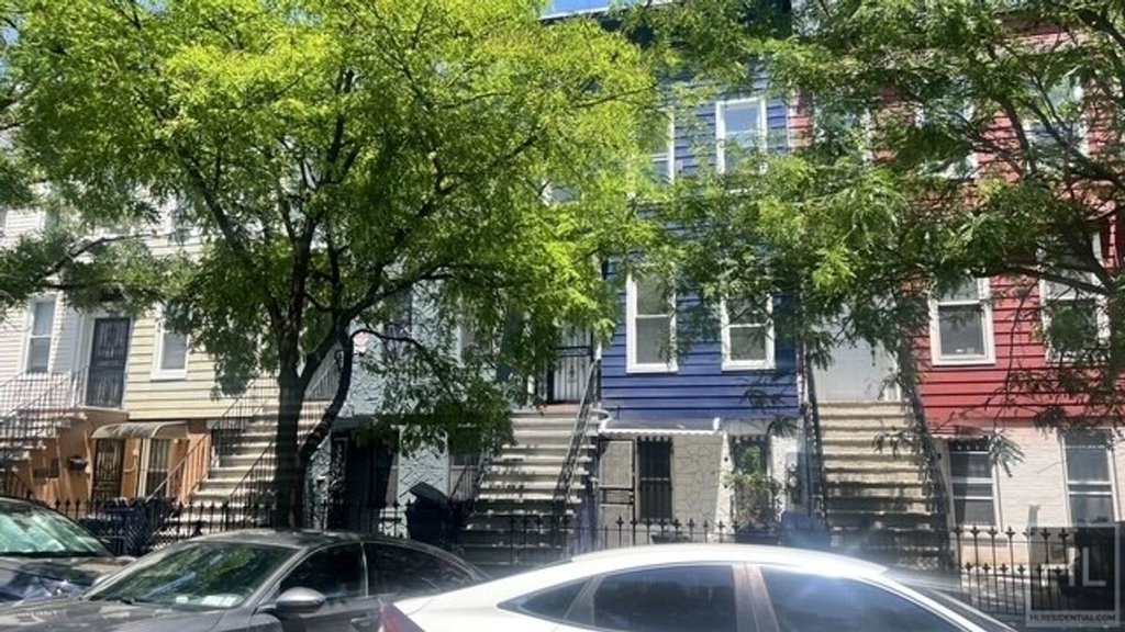 1195 Saint Marks Avenue, Unit 1 photo 16