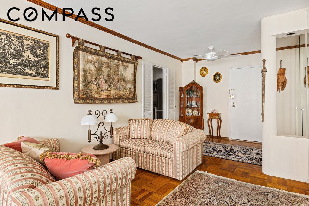 174 East 74th Street, Unit 14F
