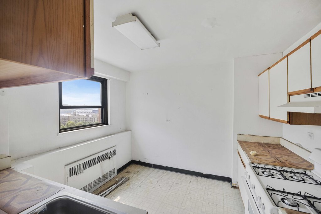 1020 Grand Concourse, Unit 11RR photo 3