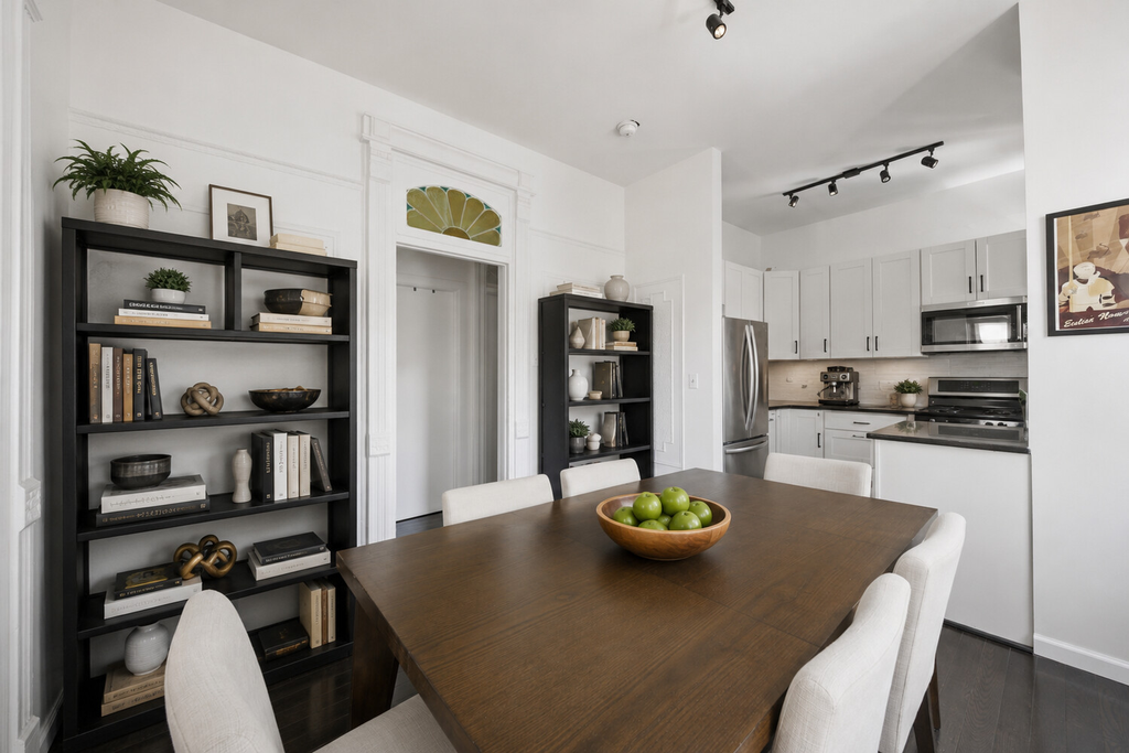 411 Clinton Street, Unit 5 photo 6