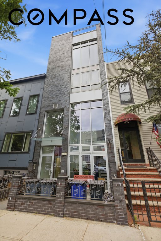 146 Diamond Street