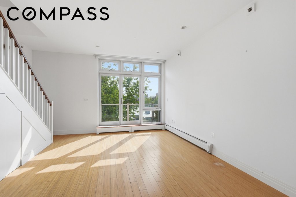 146 Diamond Street – For Sale photo 2