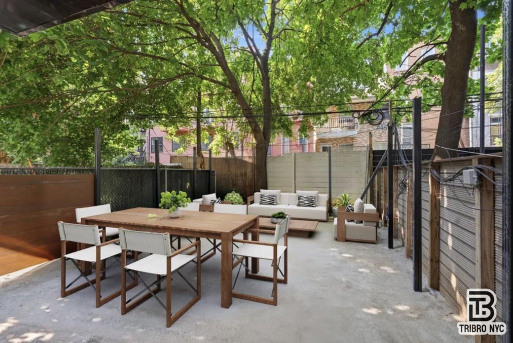 461 Lexington Avenue, Unit 1L