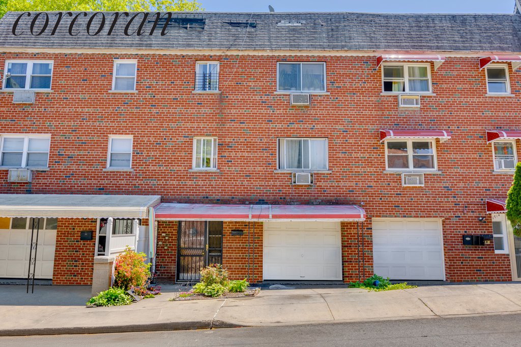 1716 Sexton Place