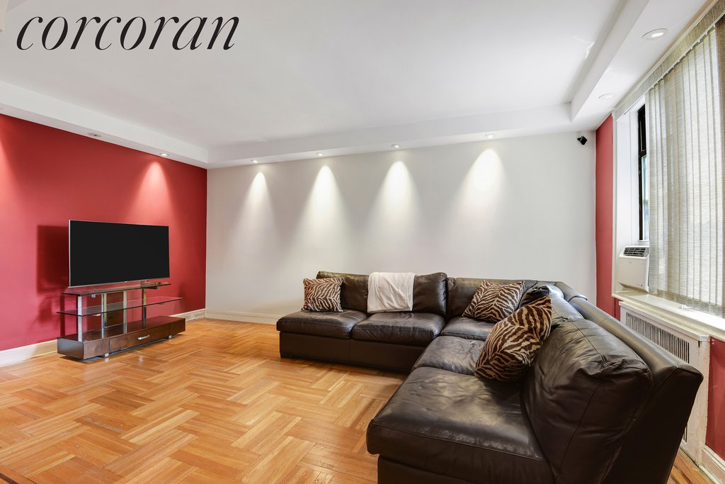 657 East 26th Street, Unit 3N