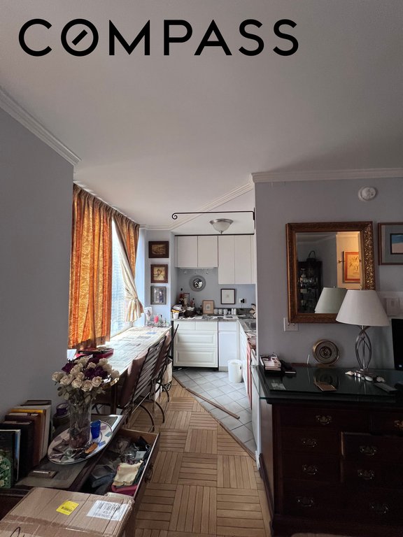 236 East 47th Street, Unit 28D photo 5