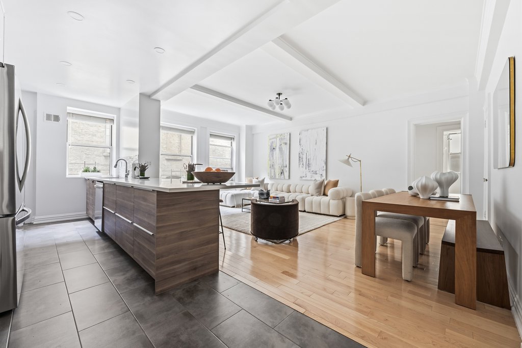 241 West 97th Street, Unit 4L