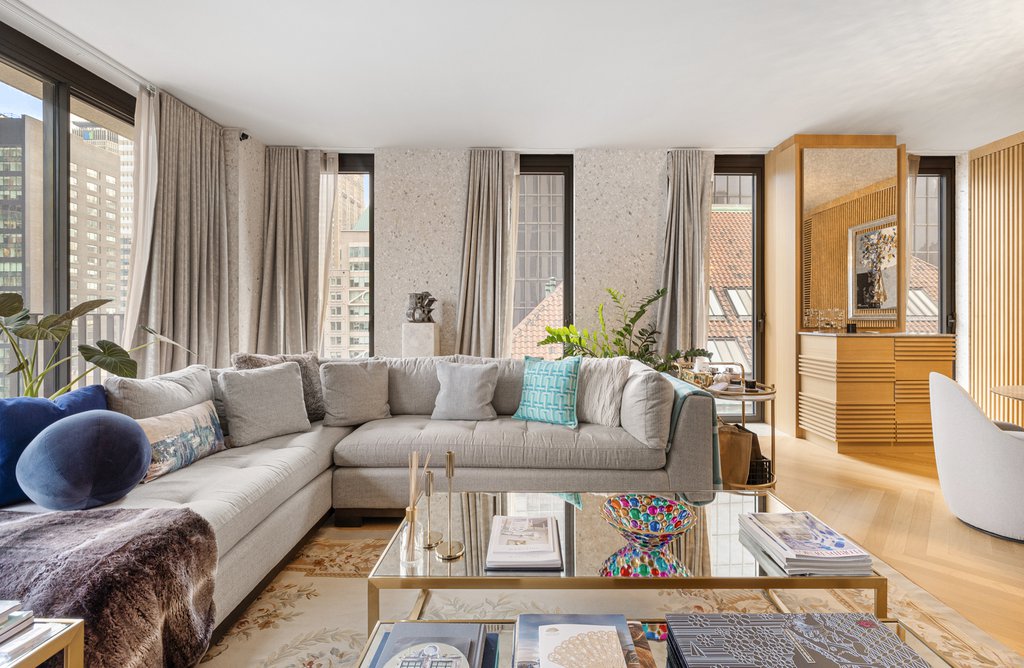 16 West 40th Street, Unit 27B photo 2