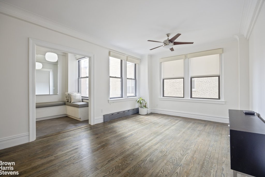 136 East 36th Street, Unit 6C photo 2