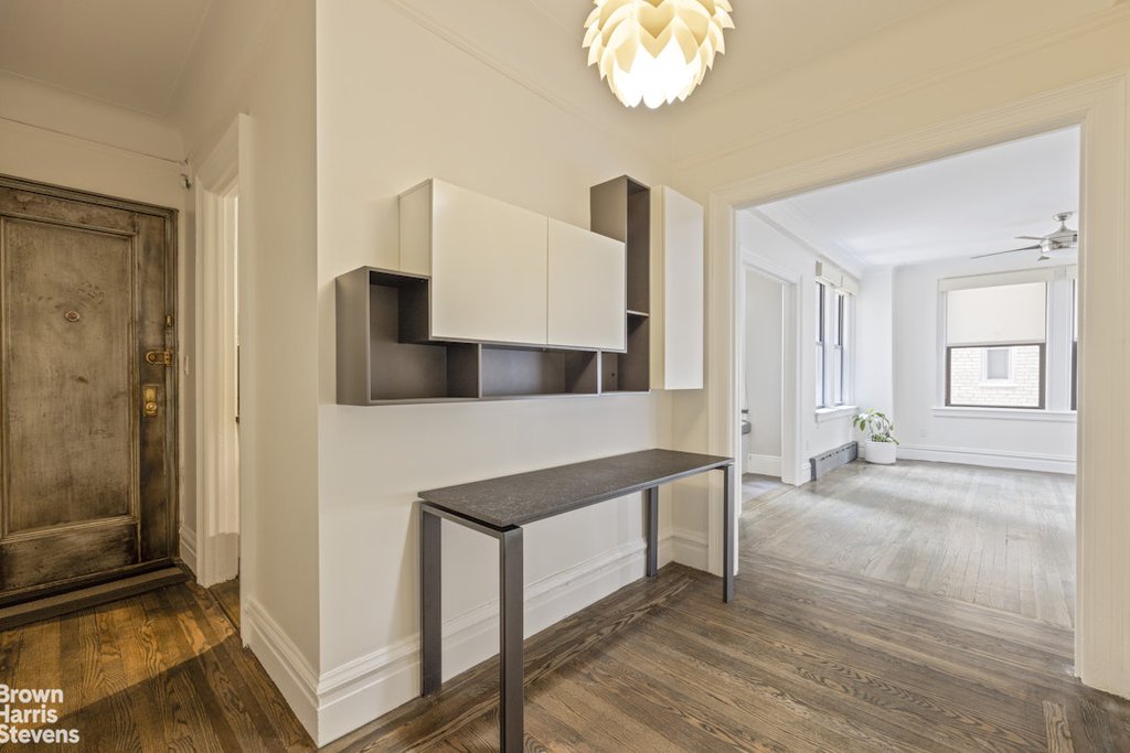 136 East 36th Street, Unit 6C photo 5