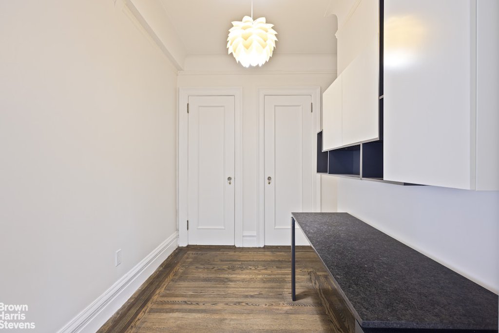 136 East 36th Street, Unit 6C photo 6