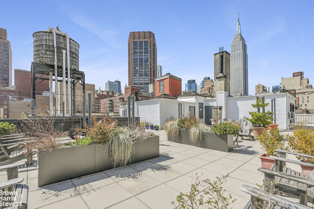136 East 36th Street, Unit 6C photo 9
