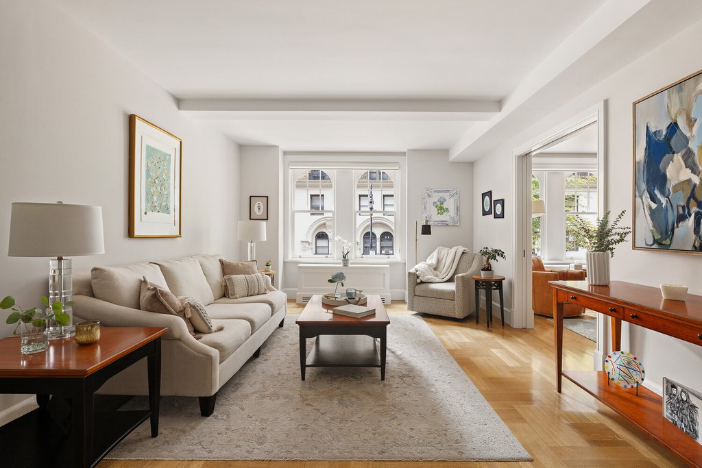 27 West 72nd Street, Unit 205