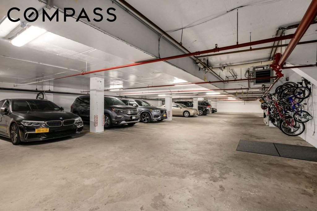 5-19 Borden Avenue, Unit 2G photo 15