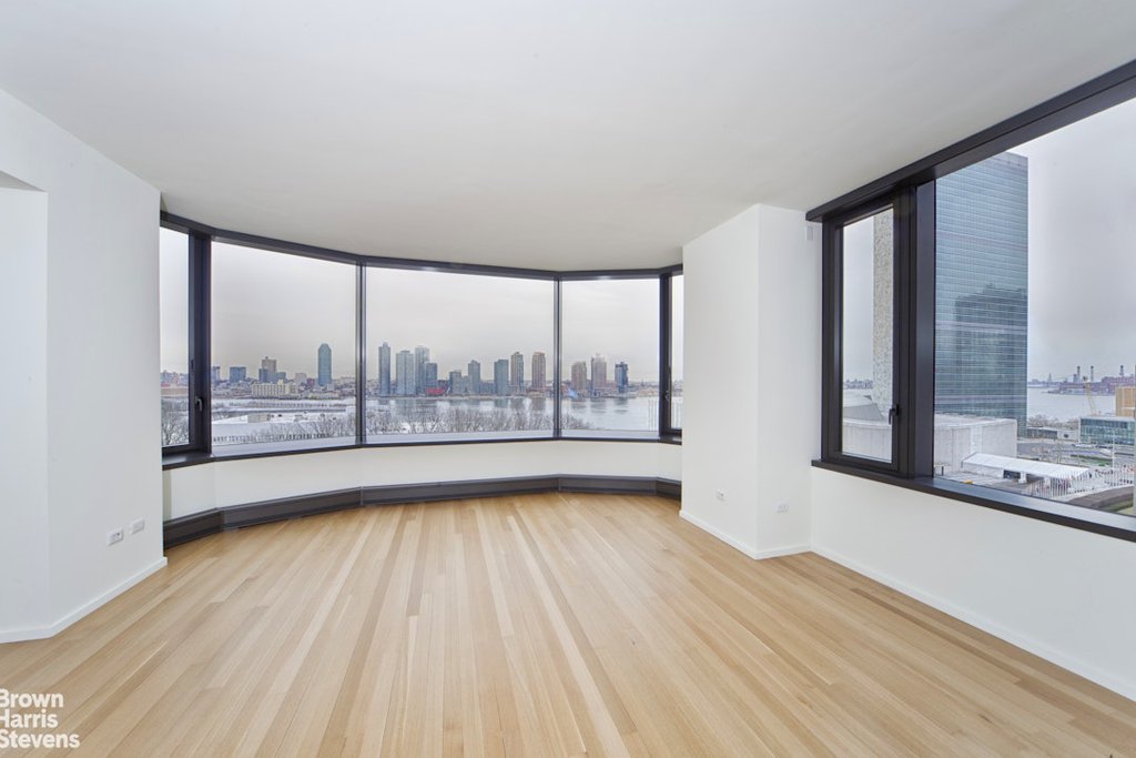50 United Nations Plaza, Unit 10A photo 2