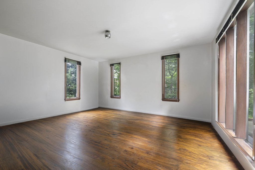 5250 Arlington Avenue – For Sale photo 7
