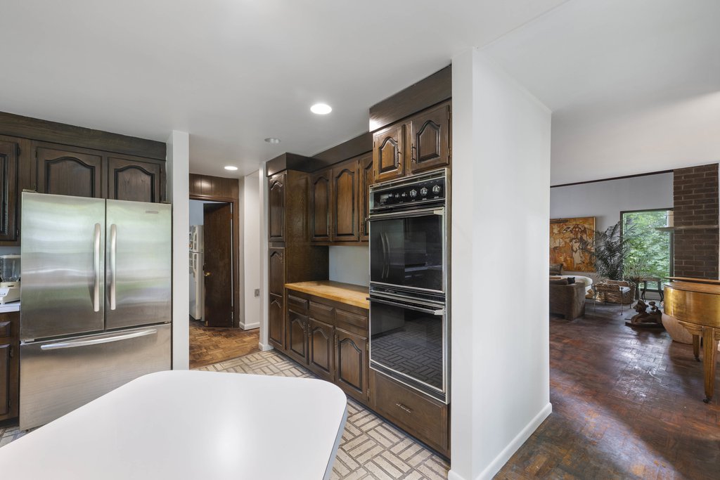 5250 Arlington Avenue – For Sale photo 15