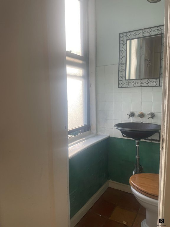 875 West 181st Street, Unit 3J photo 16
