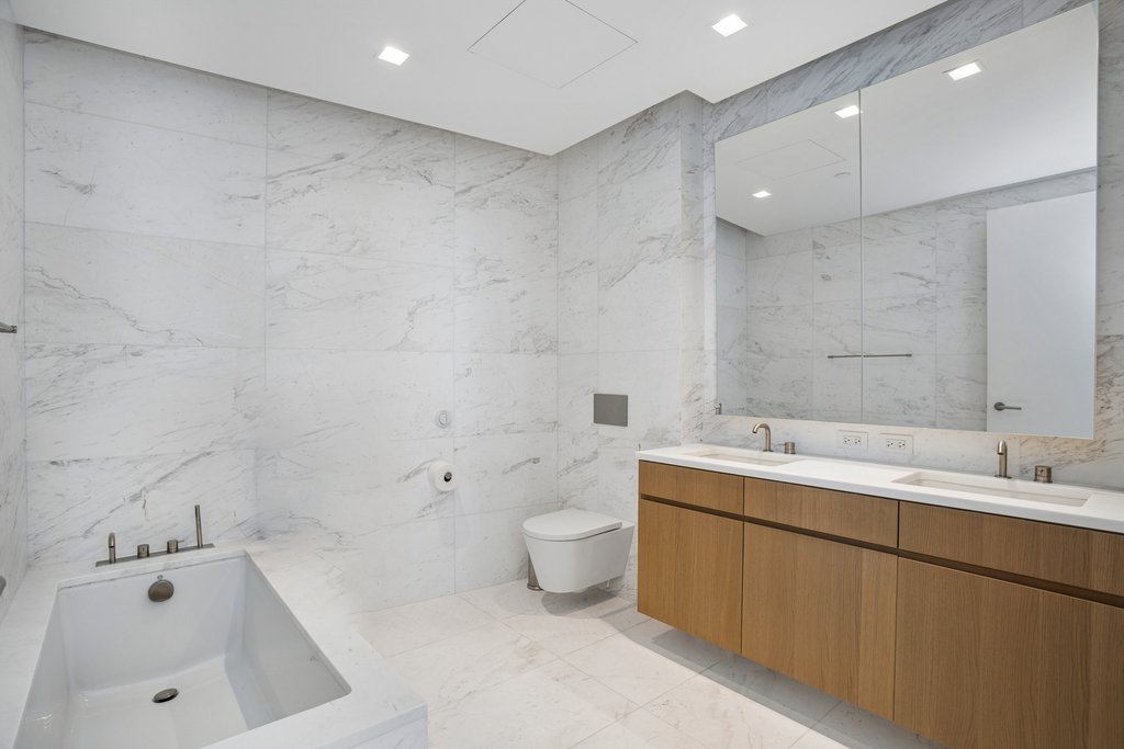 611 West 56th Street, Unit 17B photo 5