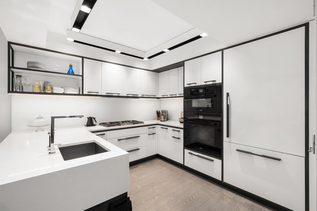 70 Charlton Street, Unit 5C photo 2