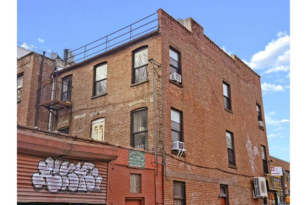 69 Underhill Avenue – For Sale photo 30